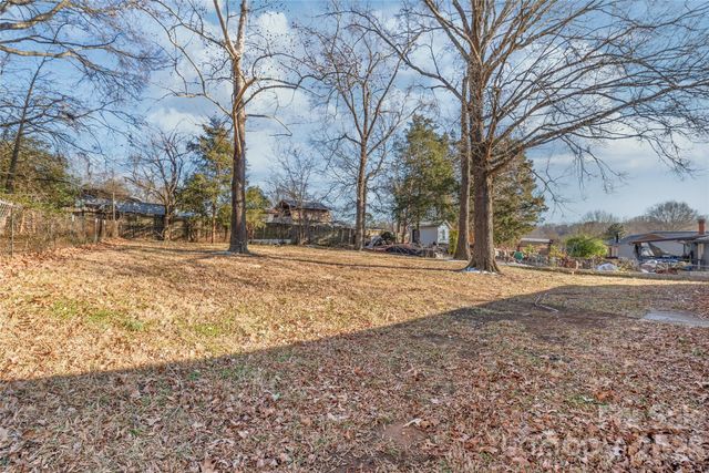 6230 Dwightware Boulevard, Charlotte, NC 28227