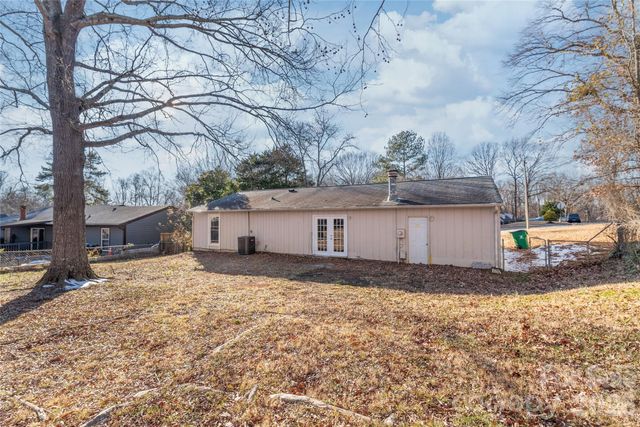 6230 Dwightware Boulevard, Charlotte, NC 28227