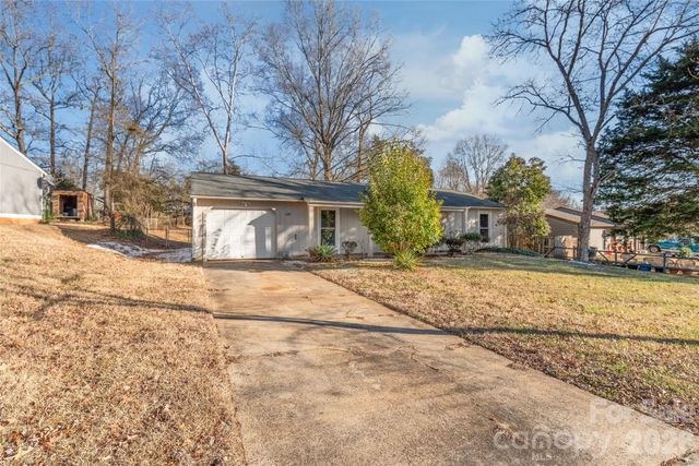 6230 Dwightware Boulevard, Charlotte, NC 28227