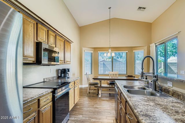 46108 W MORNING VIEW Lane, Maricopa, AZ 85139