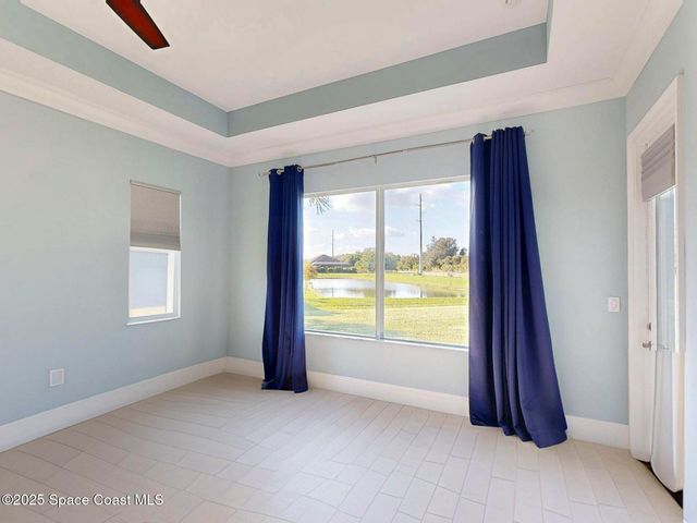 395 Sapphire Way SW, Vero Beach, FL 32968