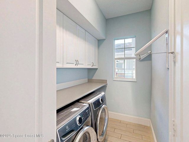 395 Sapphire Way SW, Vero Beach, FL 32968