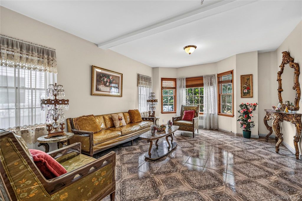 214 Avery Place, Cedarhurst, NY 11516 — photo 4