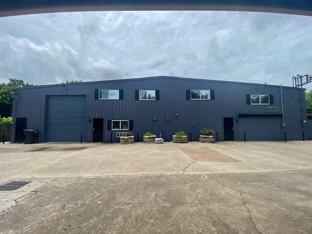 7648 Broadview Drive 105, Houston, TX 77061