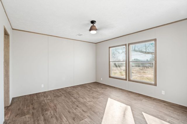 412 Holloway Lane, Big Sandy, TX 75755