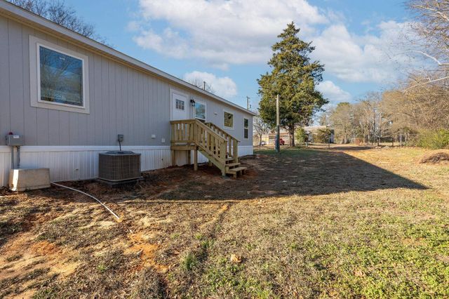 412 Holloway Lane, Big Sandy, TX 75755