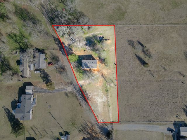 412 Holloway Lane, Big Sandy, TX 75755