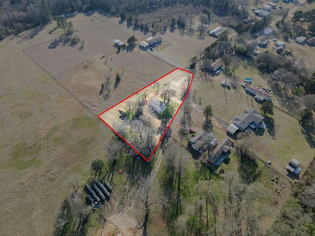 412 Holloway Lane, Big Sandy, TX 75755