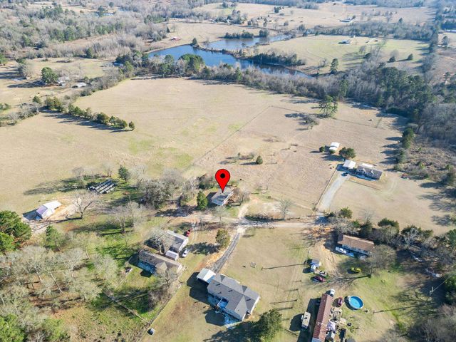 412 Holloway Lane, Big Sandy, TX 75755