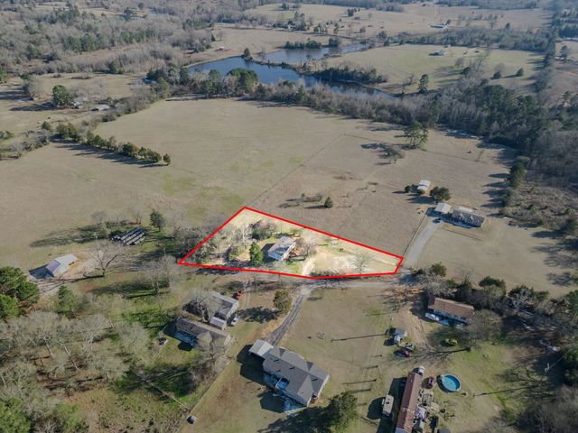 412 Holloway Lane, Big Sandy, TX 75755