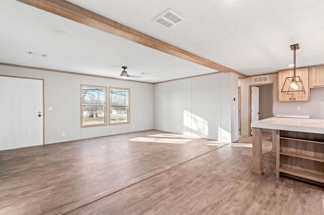 412 Holloway Lane, Big Sandy, TX 75755