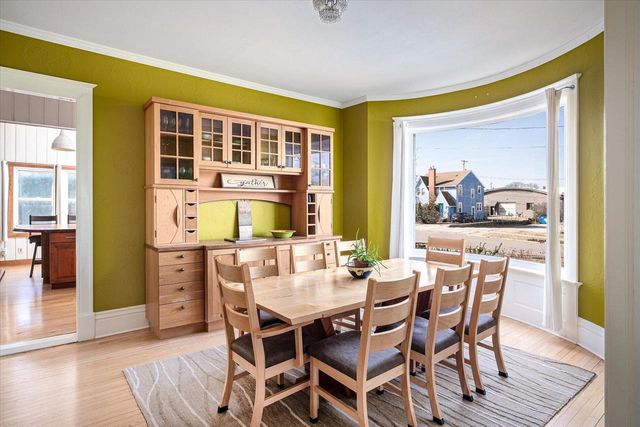 207 E Jefferson STREET, Viroqua, WI 54665