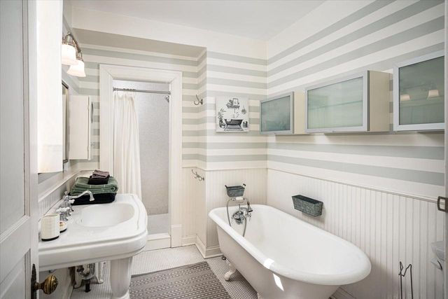 207 E Jefferson STREET, Viroqua, WI 54665