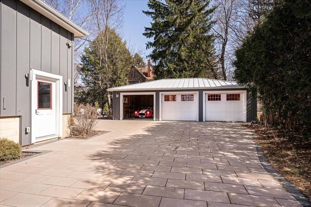 207 E Jefferson STREET, Viroqua, WI 54665