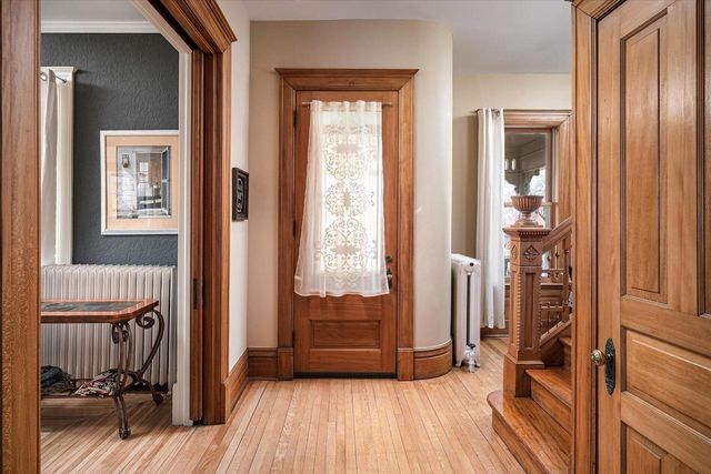 207 E Jefferson STREET, Viroqua, WI 54665