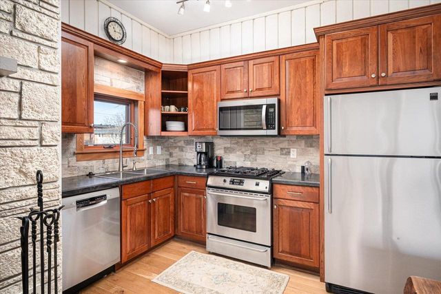 207 E Jefferson STREET, Viroqua, WI 54665