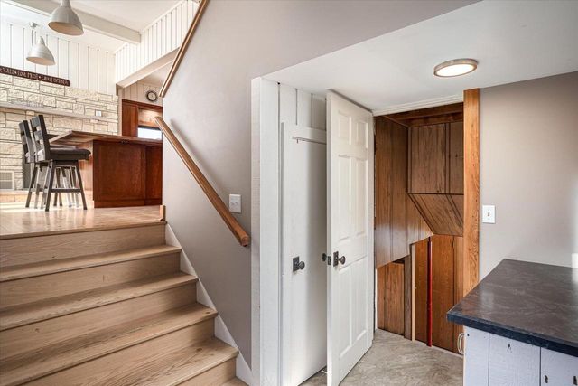 207 E Jefferson STREET, Viroqua, WI 54665