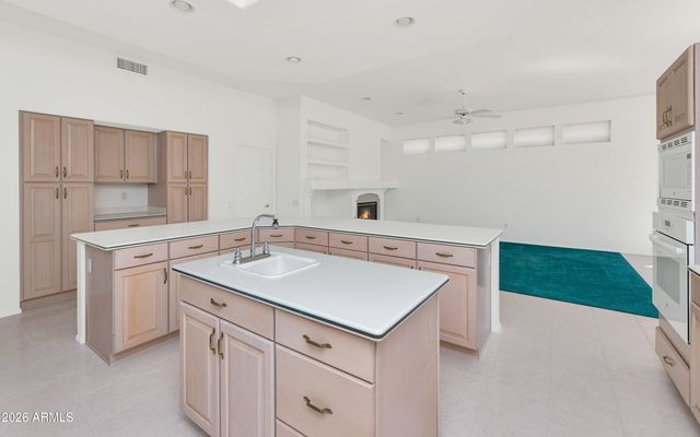 22708 N DUSTY TRAIL Boulevard, Sun City West, AZ 85375