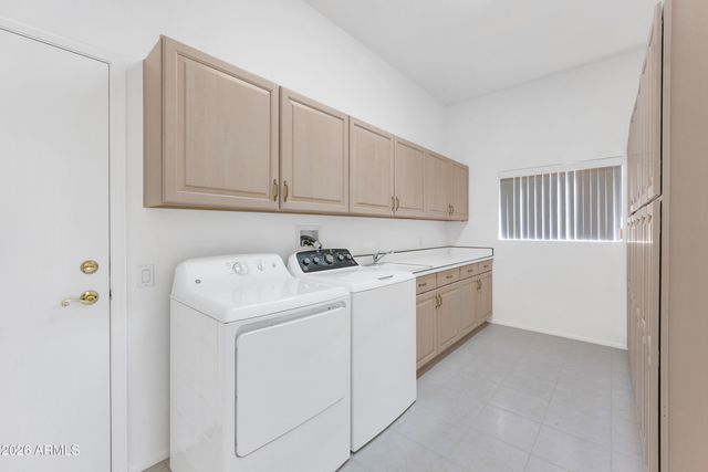 22708 N DUSTY TRAIL Boulevard, Sun City West, AZ 85375