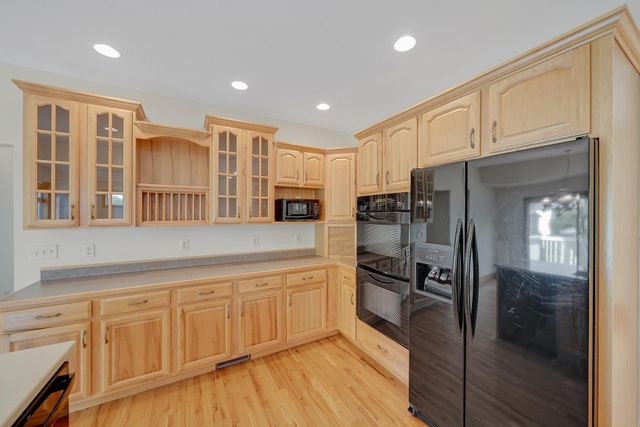 1470 River Shore Drive, Hastings, MN 55033