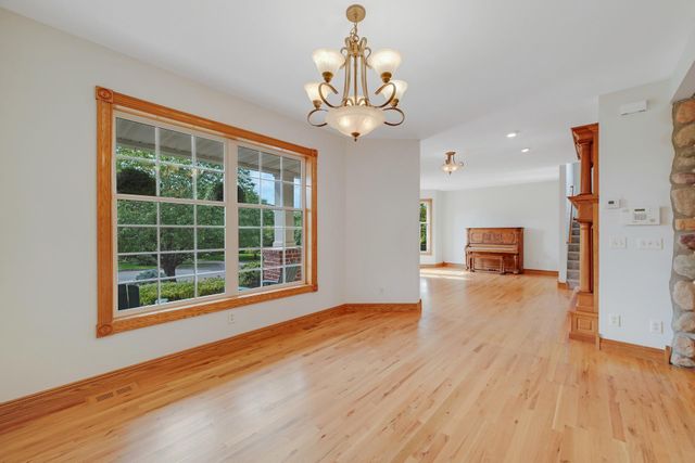 1470 River Shore Drive, Hastings, MN 55033