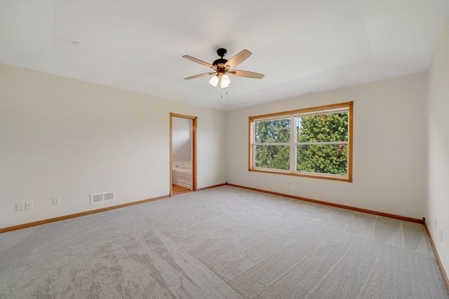 1470 River Shore Drive, Hastings, MN 55033