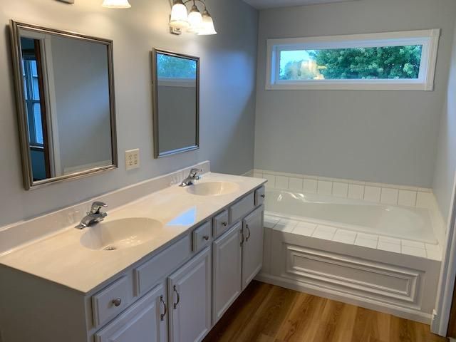 1470 River Shore Drive, Hastings, MN 55033