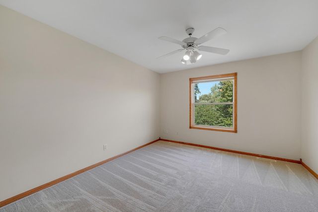 1470 River Shore Drive, Hastings, MN 55033