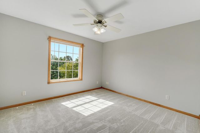 1470 River Shore Drive, Hastings, MN 55033