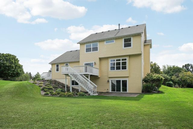 1470 River Shore Drive, Hastings, MN 55033