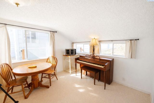 308 NW Webb, Pullman, WA 99163