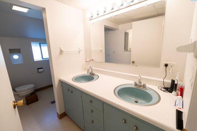 308 NW Webb, Pullman, WA 99163