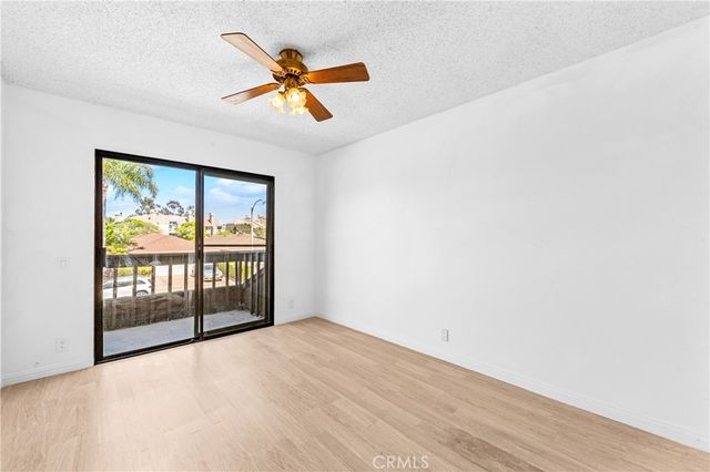 1407 Lakeside, Huntington Beach, CA 92648