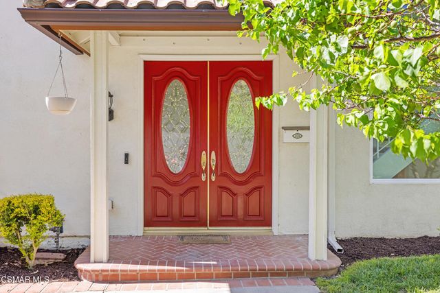 1055 Barrow Court, Westlake Village, CA 91361