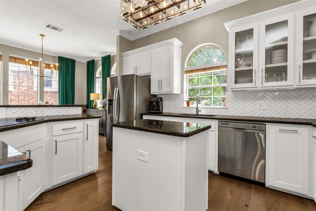 504 Glenbrook Court, Southlake, TX 76092