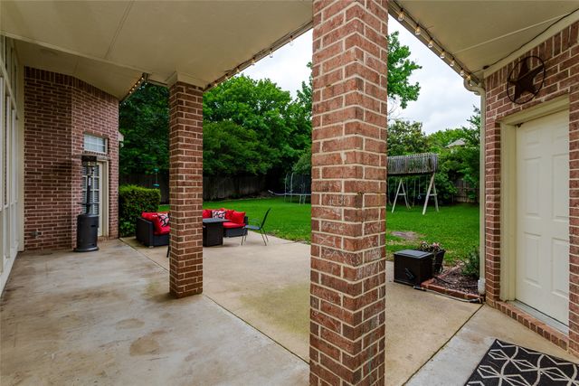 504 Glenbrook Court, Southlake, TX 76092