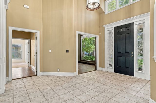 8308 S Allegheny Avenue, Tulsa, OK 74137