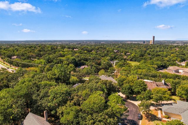 8308 S Allegheny Avenue, Tulsa, OK 74137