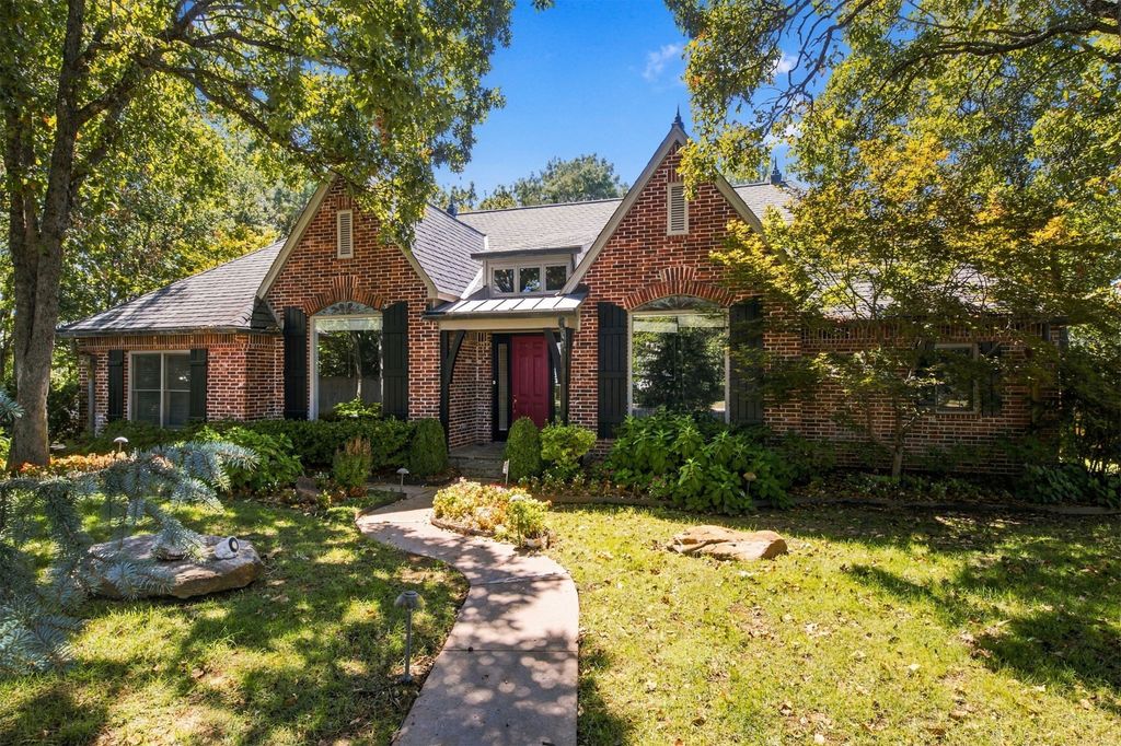 8308 S Allegheny Avenue, Tulsa, OK 74137