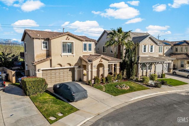 6119 Pilar Way, Bakersfield, CA 93306