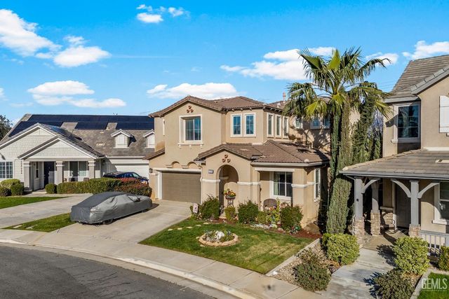 6119 Pilar Way, Bakersfield, CA 93306