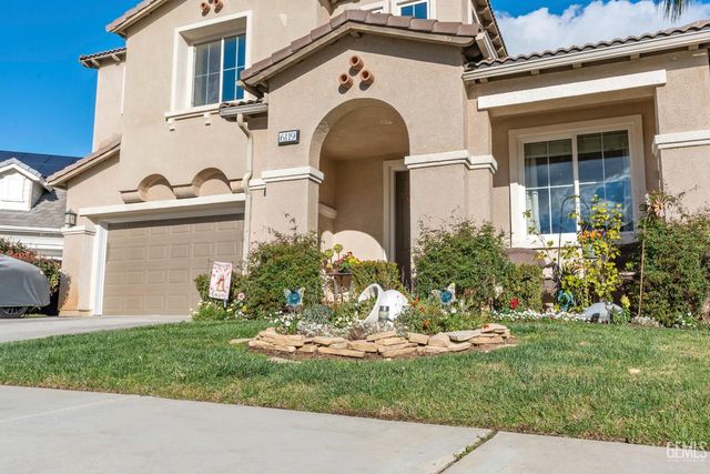 6119 Pilar Way, Bakersfield, CA 93306