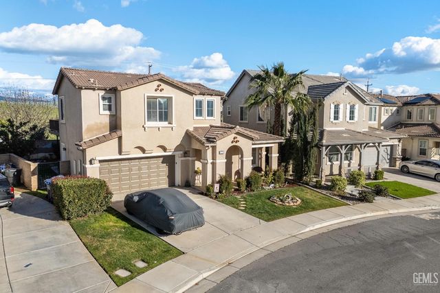 6119 Pilar Way, Bakersfield, CA 93306