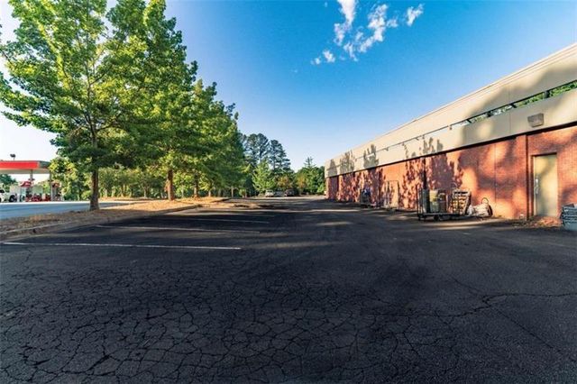 1883 Hickory Flat Highway, Canton, GA 30115