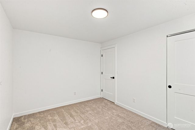 27607 129th Court SE, Kent, WA 98030