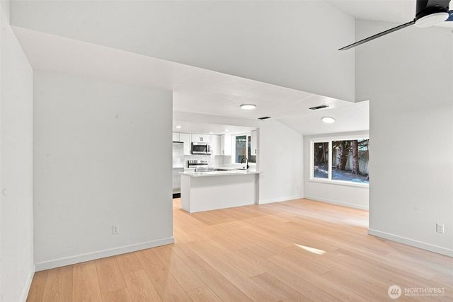 27607 129th Court SE, Kent, WA 98030