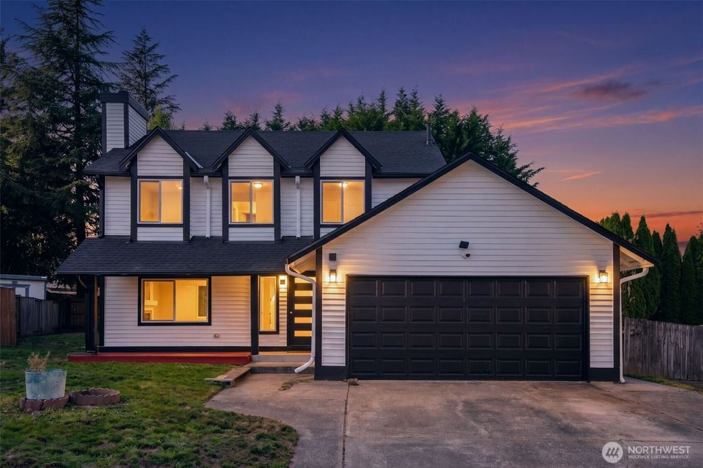 27607 129th Court SE, Kent, WA 98030