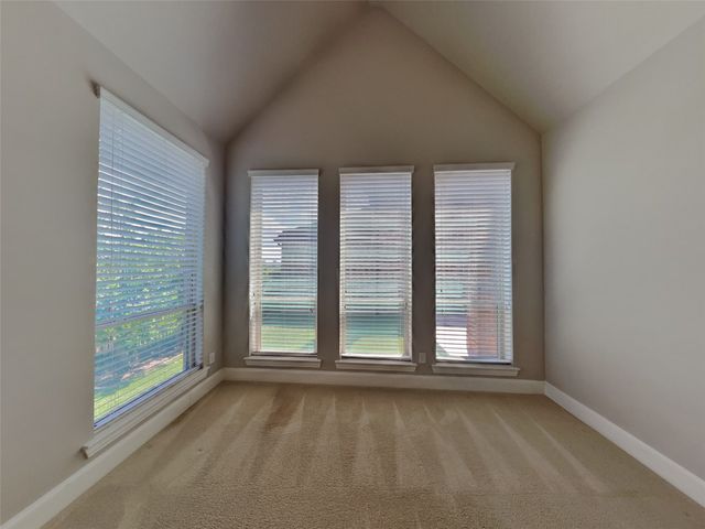 729 Royal Minister Boulevard, Lewisville, TX 75056