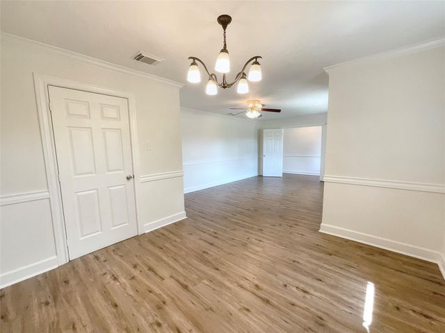 2502 Lufkin Lane, Deer Park, TX 77536