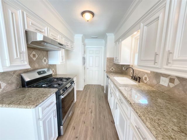 2502 Lufkin Lane, Deer Park, TX 77536